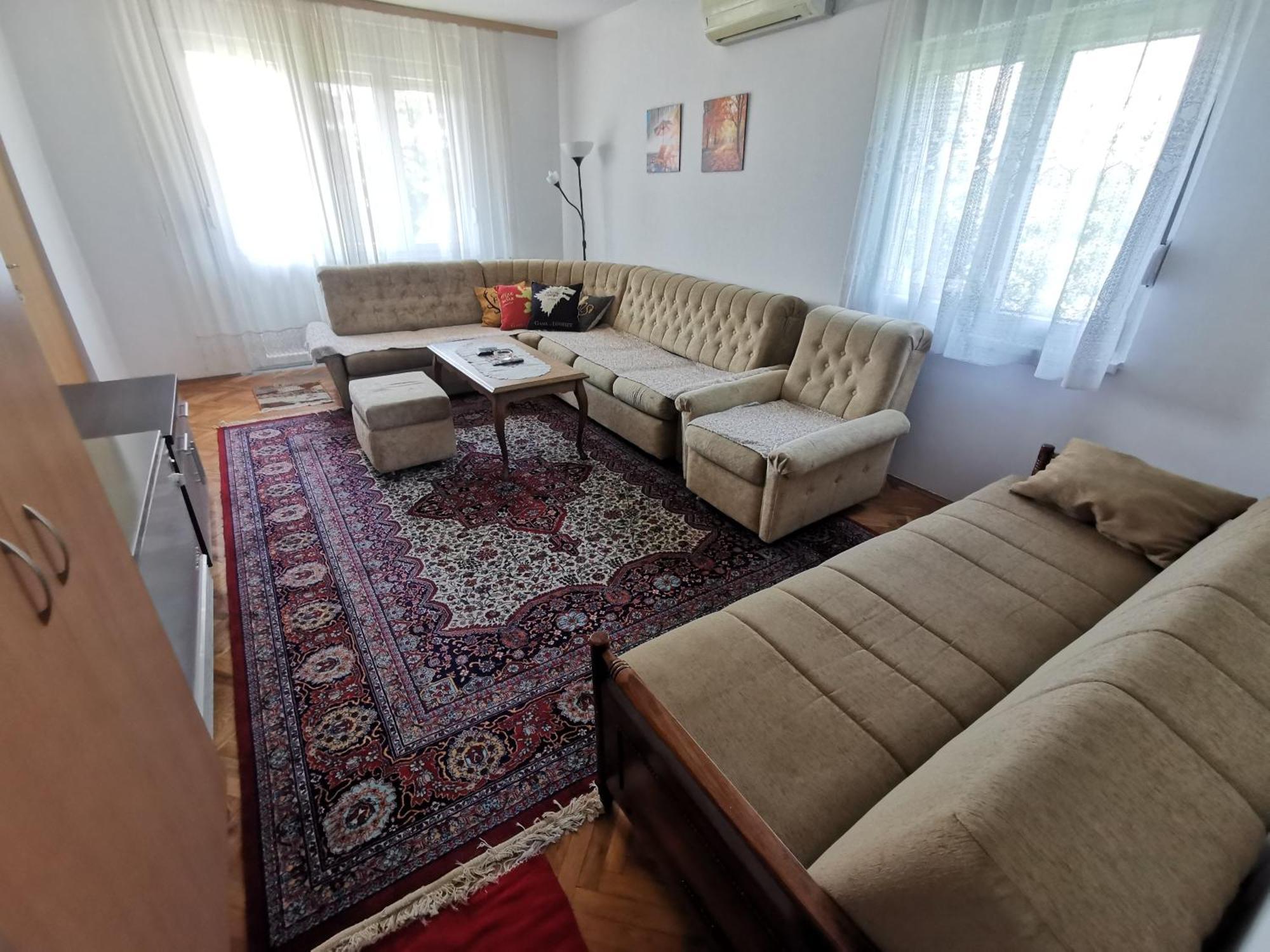 Apartments Domacinstvo Nikolic Valjevo Exterior foto